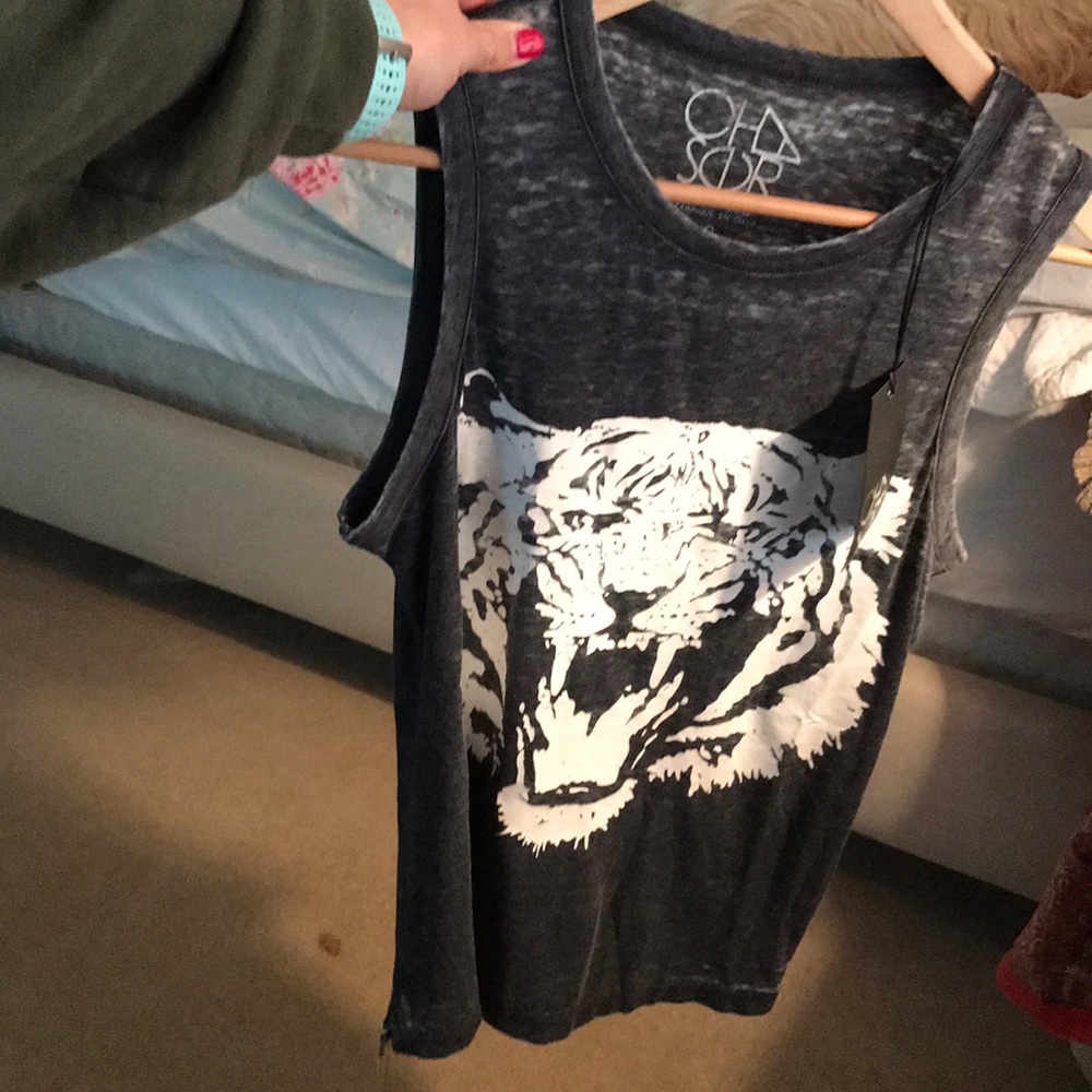COPY - NWT Chaser Tiger Muscle Tank 💗 size small